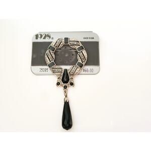 Vintage 1928 Marcasite Round Brooch